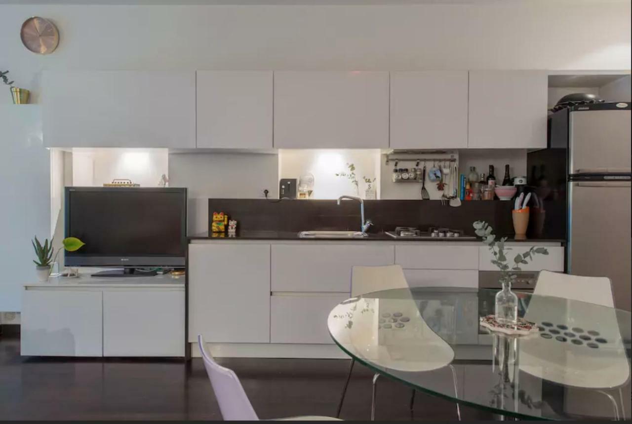Lovely Apartment In The Heart Of Milánó Kültér fotó
