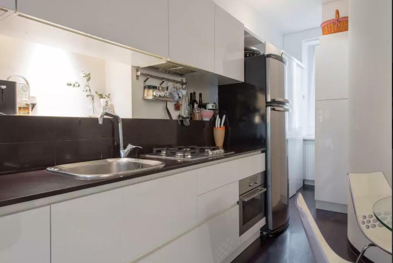 Lovely Apartment In The Heart Of Milánó Kültér fotó